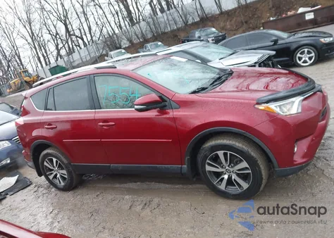 2018 Toyota Rav4 Xle from USA, damaged, VIN JTMRFREV1JD225519